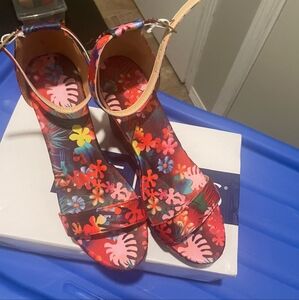 Nine West Red Floral Women's Sandals